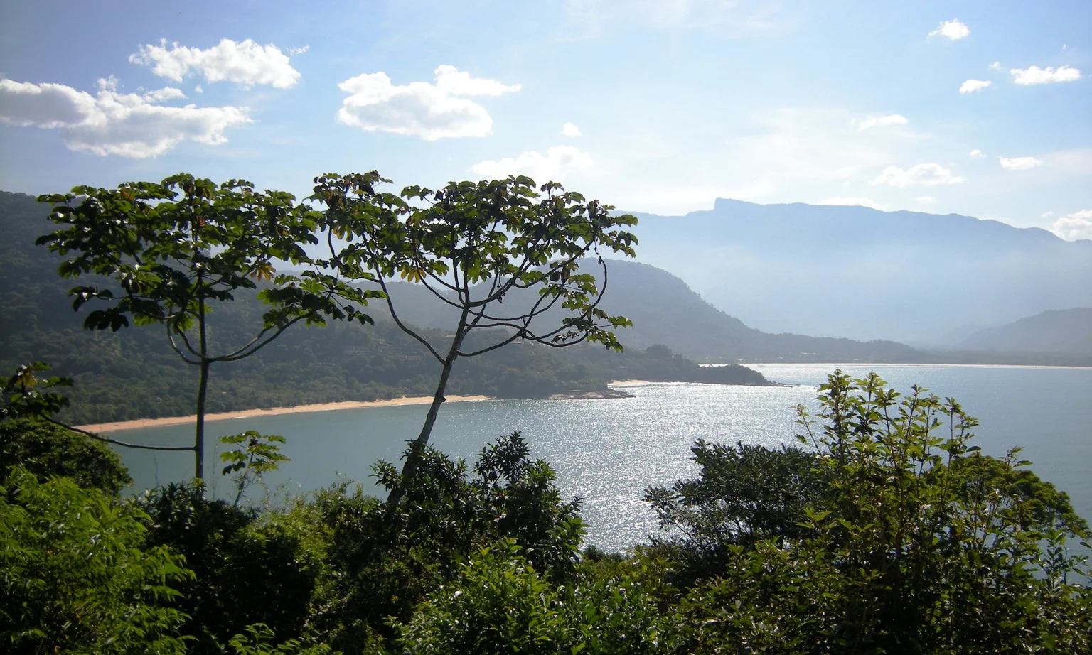 Praia de Ubatuba, no Litoral Norte